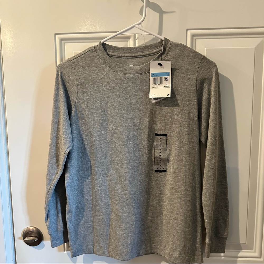 Long sleeve Nike t shirt